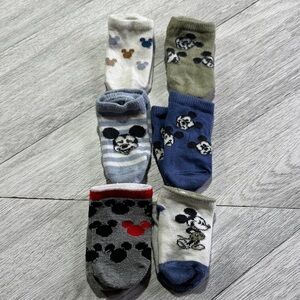 👦🏼 5/$35 - Disney Mickey Mouse Colorful Socks Collection baby’s 3-9m